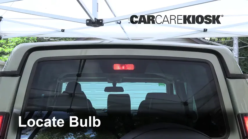 2003 Land Rover Discovery SE 4.6L V8 Éclairage Feu de freinage central (remplacer l'ampoule)